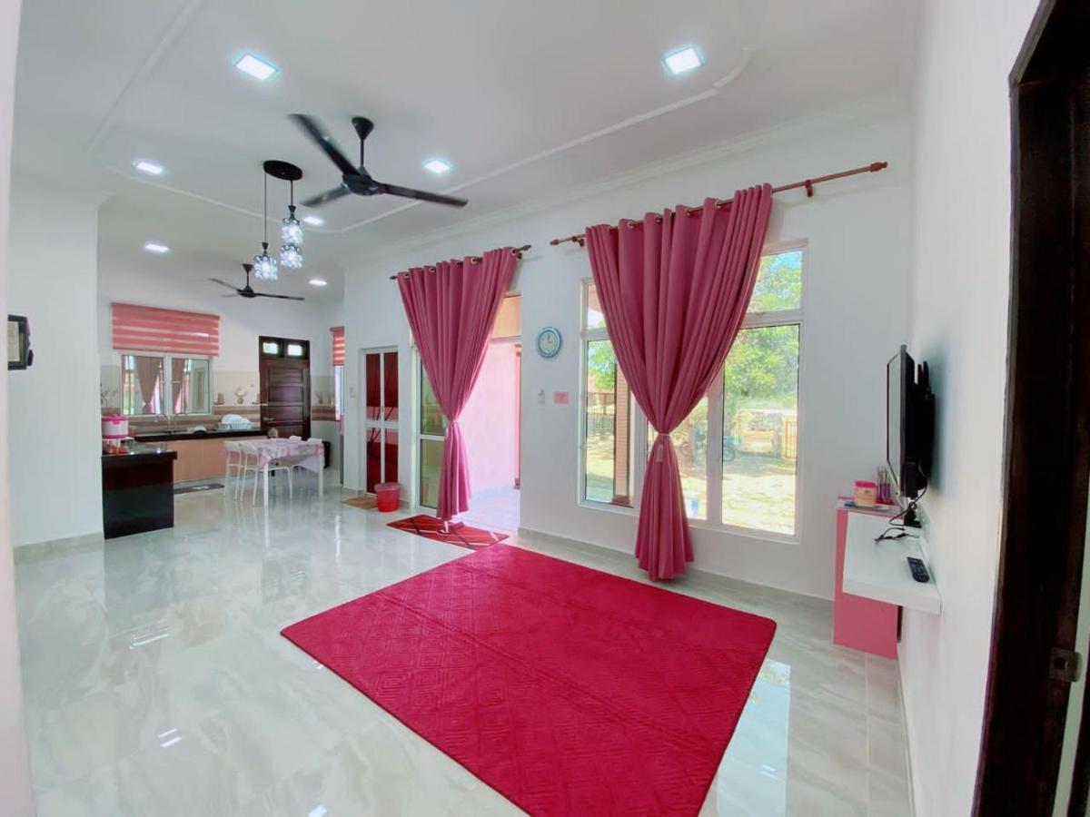 Hellokitty House - Unit 1 Villa Kuala Terengganu Exterior photo