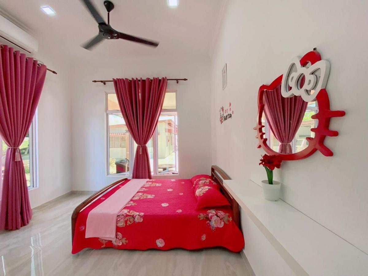 Hellokitty House - Unit 1 Villa Kuala Terengganu Exterior photo